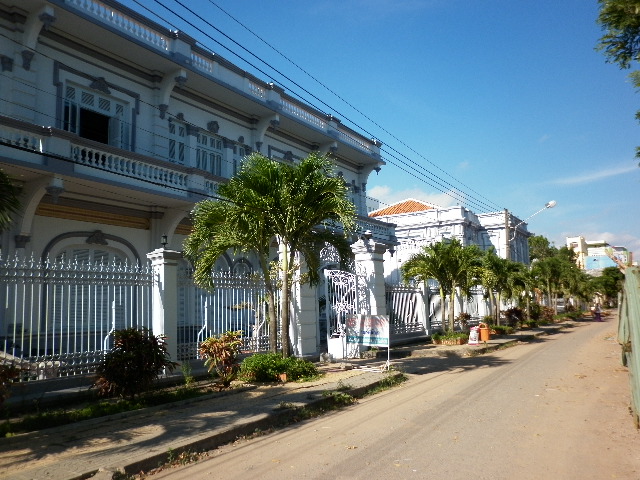 Cụm[-]nhà[-]Công[-]tử[-]Bạc[-]Liêu[-]được[-]Bạc[-]Liêu[-]triệt[-]để[-]khai[-]thác[-]du[-]lịch.